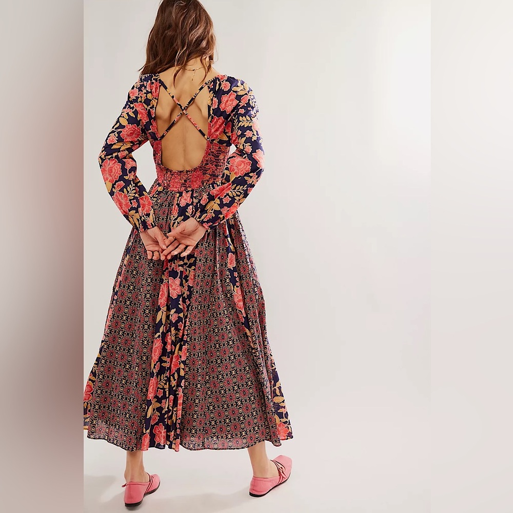 NEW Free People A New Way Maxi Dress In Navy Combo Floral - Picture 3 of 13
